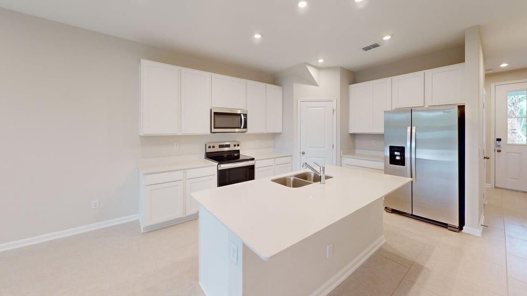 Furnished interior view inside a new home in Egret Creek, Jacksonville (Image 9).