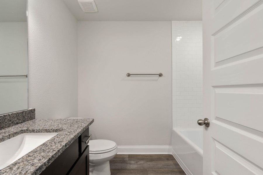 Furnished interior view inside a new home in Grand Oaks Reserve, Cleveland (Image 3). Furnished interior view inside a new home in Grand Oaks Reserve, Cleveland (Image 3).