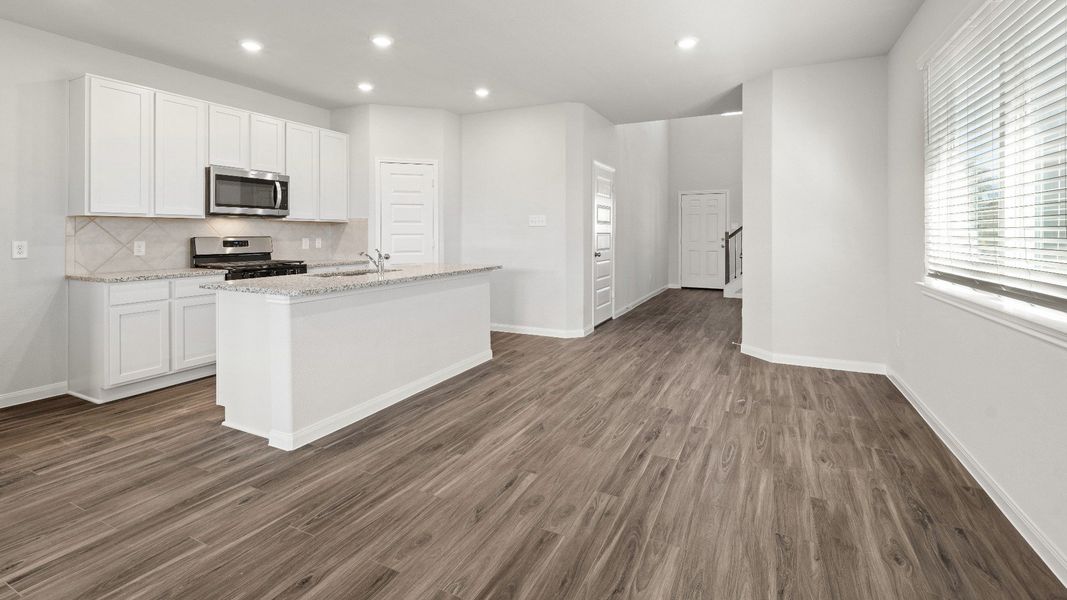 Dining Area to Kitchen