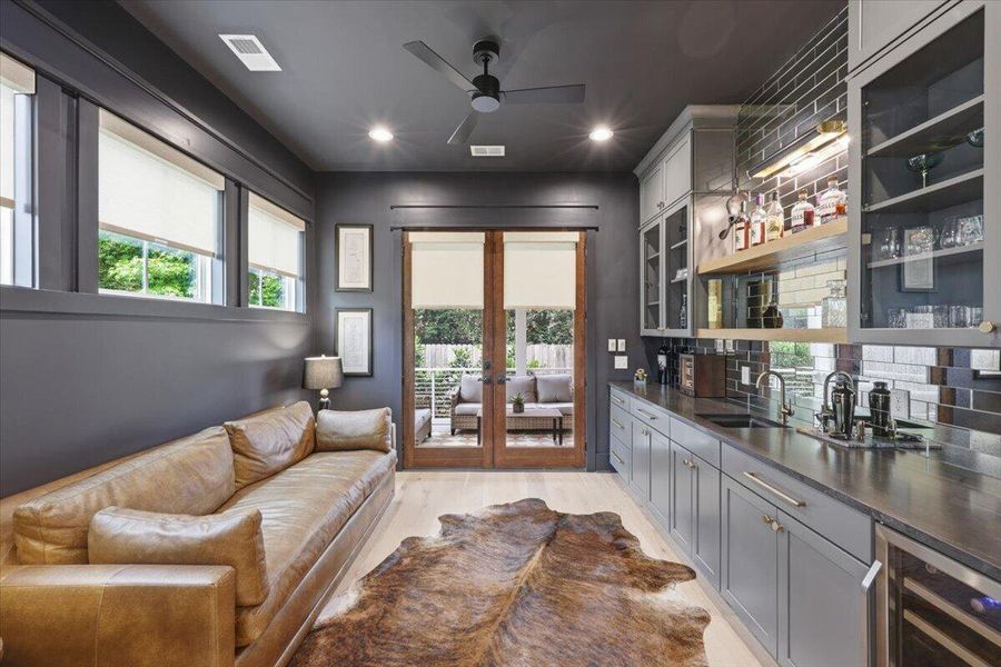 Furnished interior view inside a new home in , Charleston (Image 18).