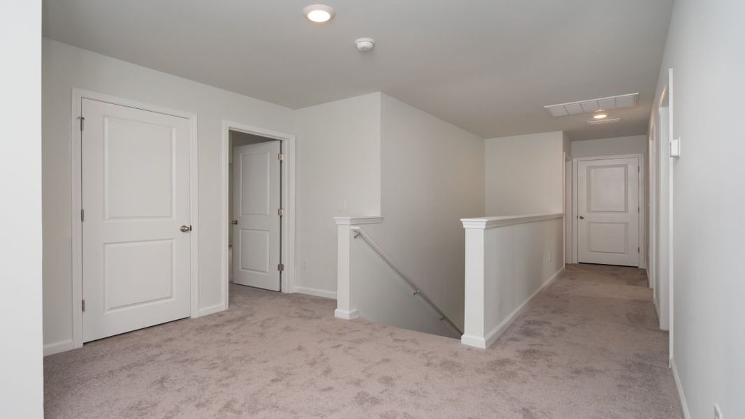 Representative unfurnished interior of a home built from the GALEN by D.R. Horton in Island Green, Myrtle Beach (Image 30).