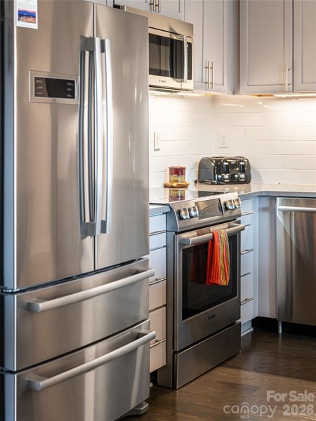 Close-up of interior finishes inside a home in , Asheville (Image 21). Close-up of interior finishes inside a home in , Asheville (Image 21).