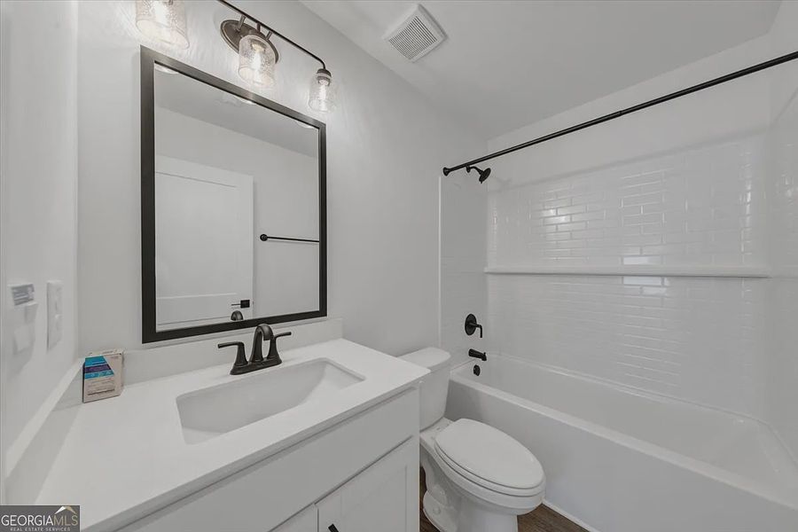 Furnished interior view inside a new home in Canterbury Villas, Carrollton (Image 13). Furnished interior view inside a new home in Canterbury Villas, Carrollton (Image 13).