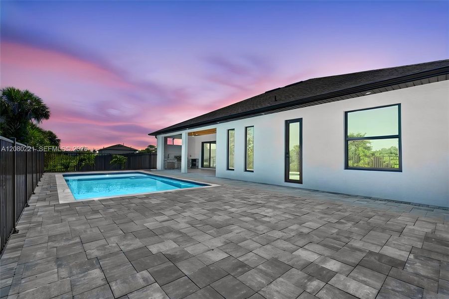 Exterior details and patio area of a home in , Cape Coral (Image 36).