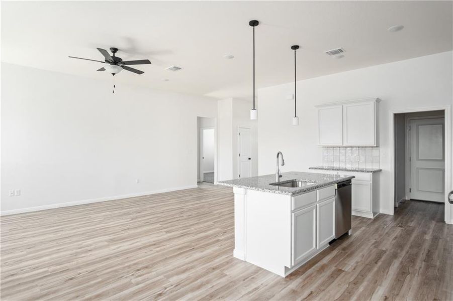 Furnished interior view inside a new home in , Temple (Image 7).
