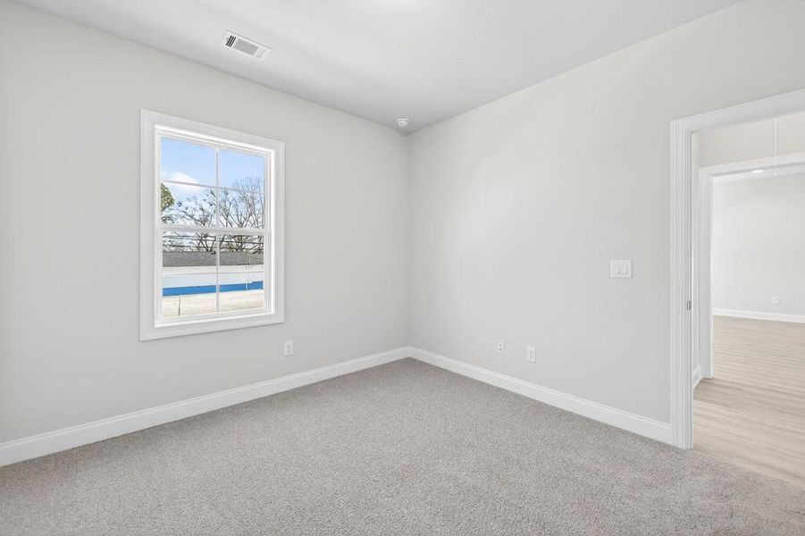Spacious, unfurnished interior of a new home in Hemingway, Flowery Branch (Image 30).