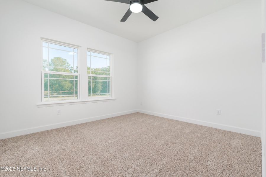 Spacious, unfurnished interior of a new home in , Middleburg (Image 21).