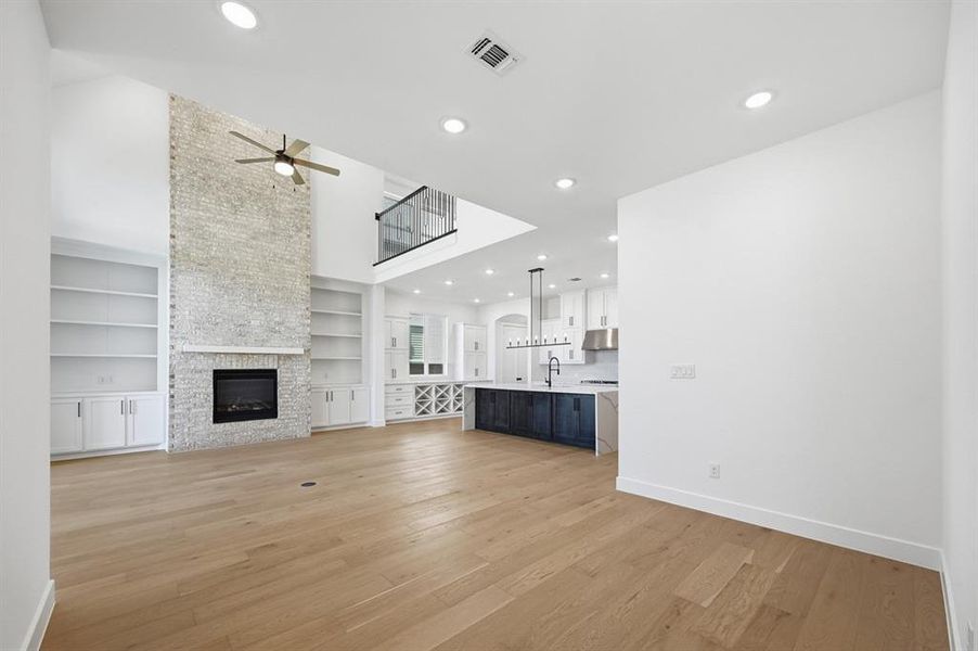 Spacious, unfurnished interior of a new home in Quail Hollow: 72ft. lots, Rockwall (Image 22).