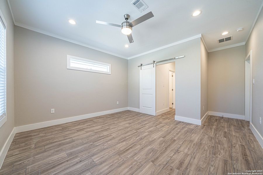 Spacious, unfurnished interior of a new home in , San Antonio (Image 28). Spacious, unfurnished interior of a new home in , San Antonio (Image 28).