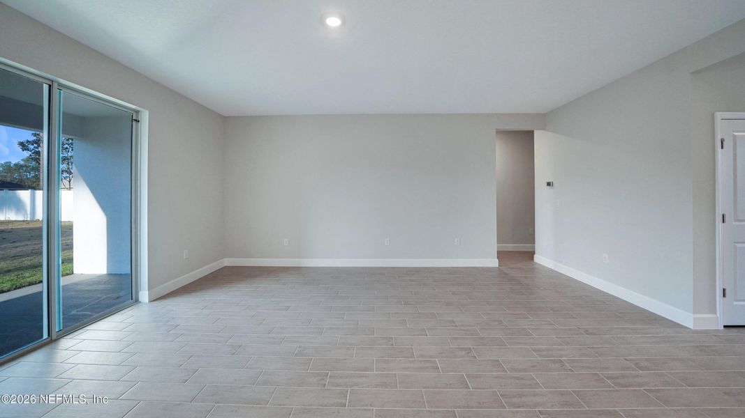 Spacious, unfurnished interior of a new home in , Palm Coast (Image 26).