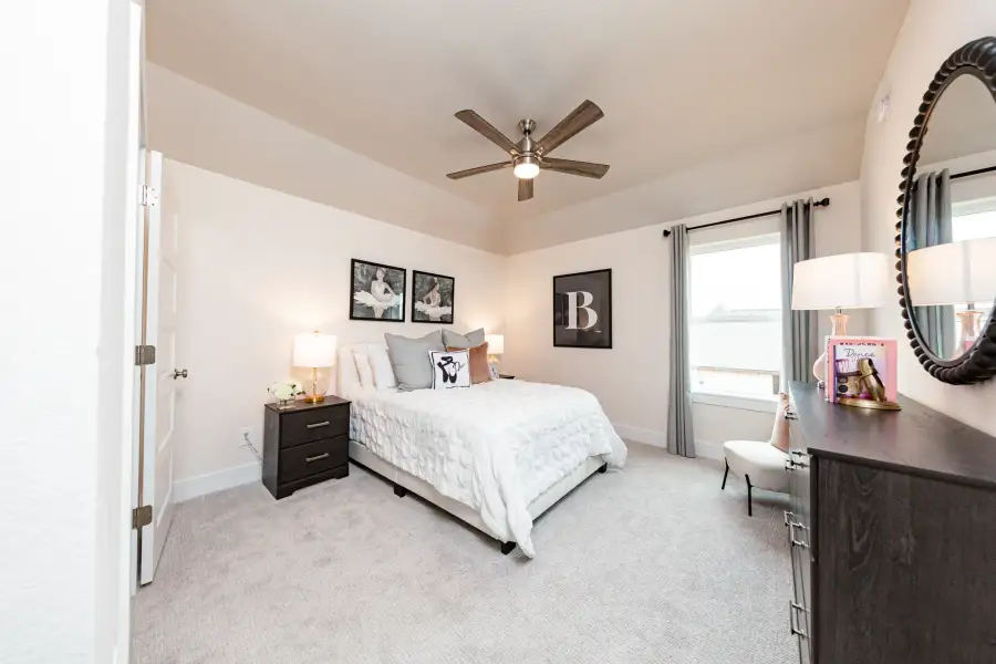 Furnished interior view inside a new home in Jordan Ranch, Katy (Image 8).