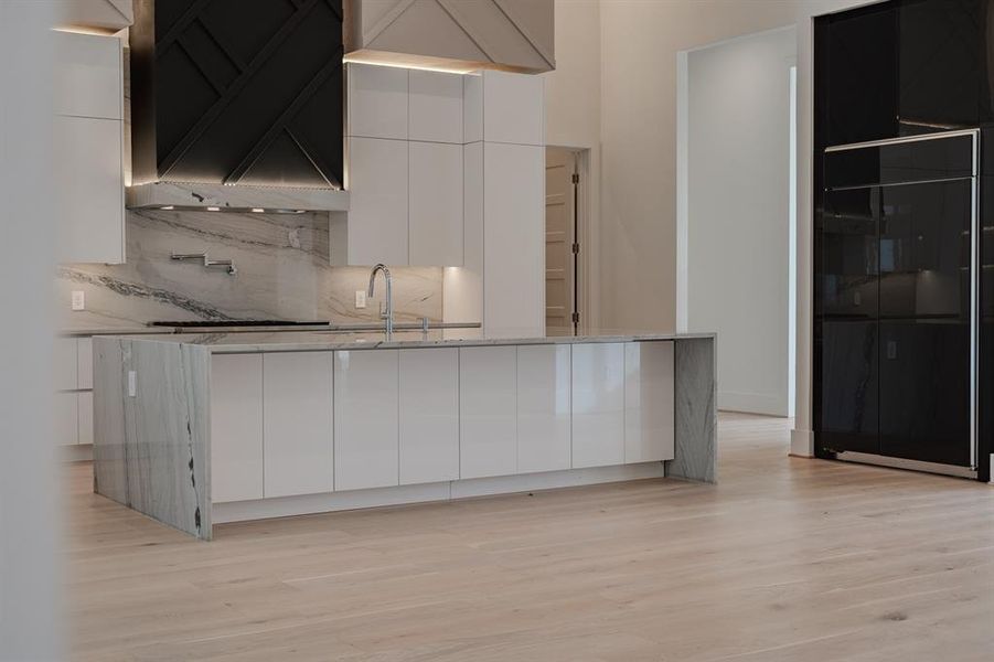 Furnished interior view inside a new home in , Dallas (Image 28).