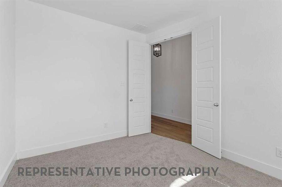 Spacious, unfurnished interior of a new home in Sandbrock Ranch, Aubrey (Image 19). Spacious, unfurnished interior of a new home in Sandbrock Ranch, Aubrey (Image 19).
