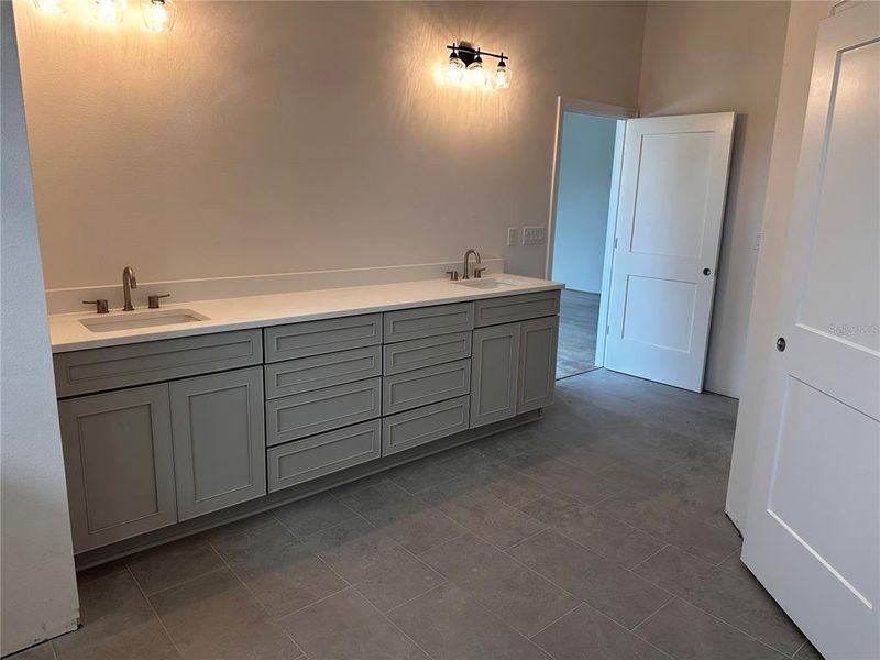 Furnished interior view inside a new home in , Tampa (Image 29).