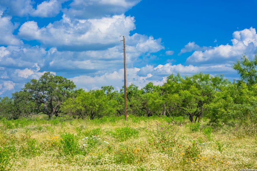 Natural landscape and outdoor views near in Menard (Image 41). Natural landscape and outdoor views near in Menard (Image 41).