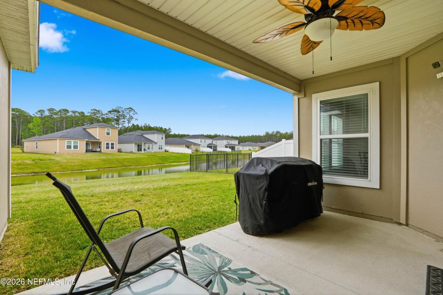 Exterior details and patio area of a home in , Jacksonville (Image 3).