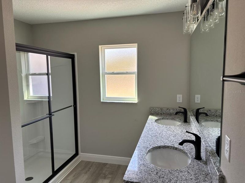 Image 28 of a home in .