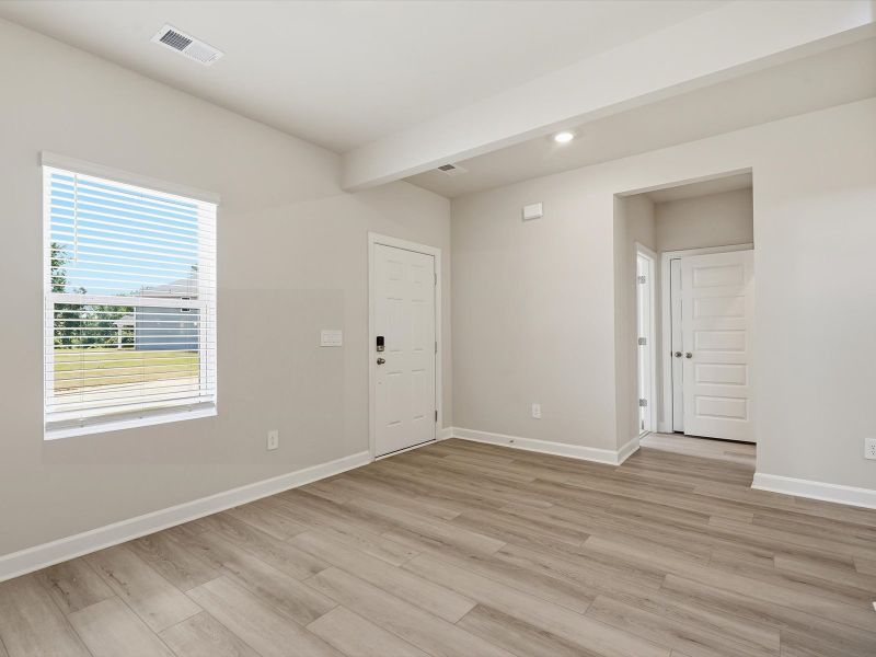 Spacious, unfurnished interior of a new home in Wexford Park, Fountain Inn (Image 8). Spacious, unfurnished interior of a new home in Wexford Park, Fountain Inn (Image 8).