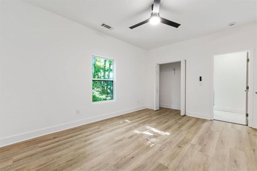 Spacious, unfurnished interior of a new home in , Fairburn (Image 33).