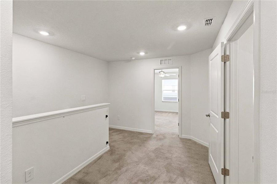 Spacious, unfurnished interior of a new home in , Zephyrhills (Image 20). Spacious, unfurnished interior of a new home in , Zephyrhills (Image 20).
