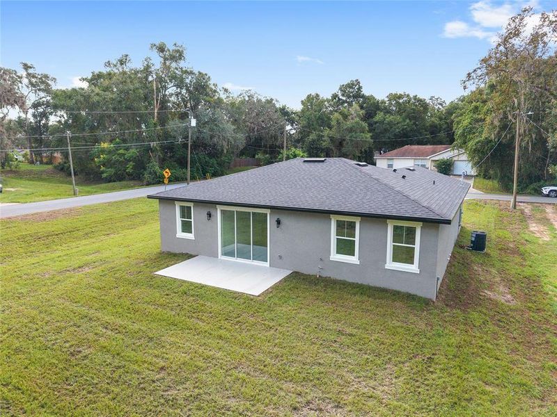 Exterior details and patio area of a home in , Ocala (Image 28).