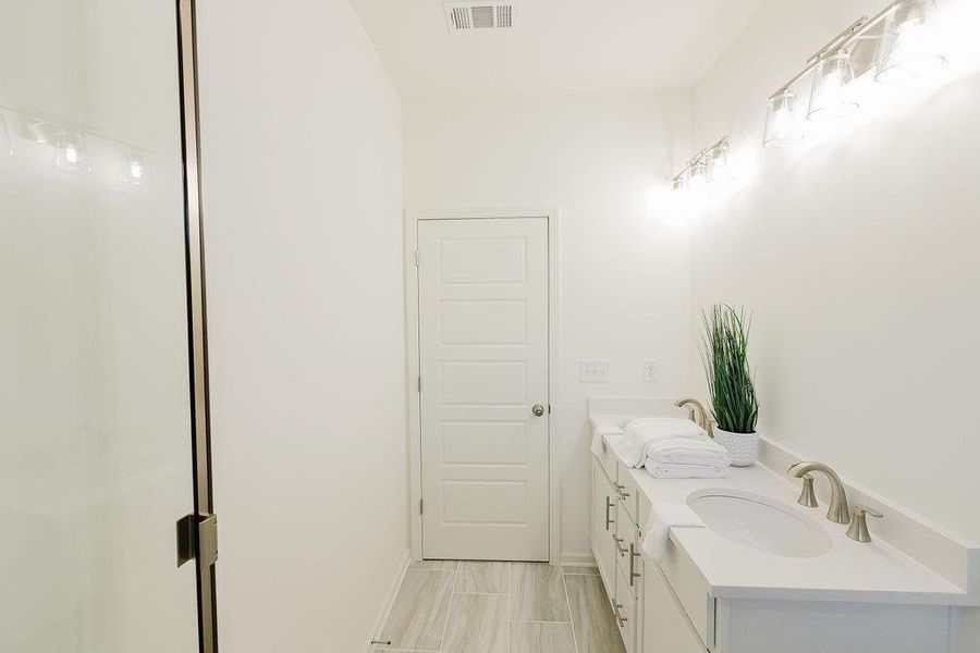 Furnished interior view inside a new home in Downtown Fausett, Dawsonville (Image 14).