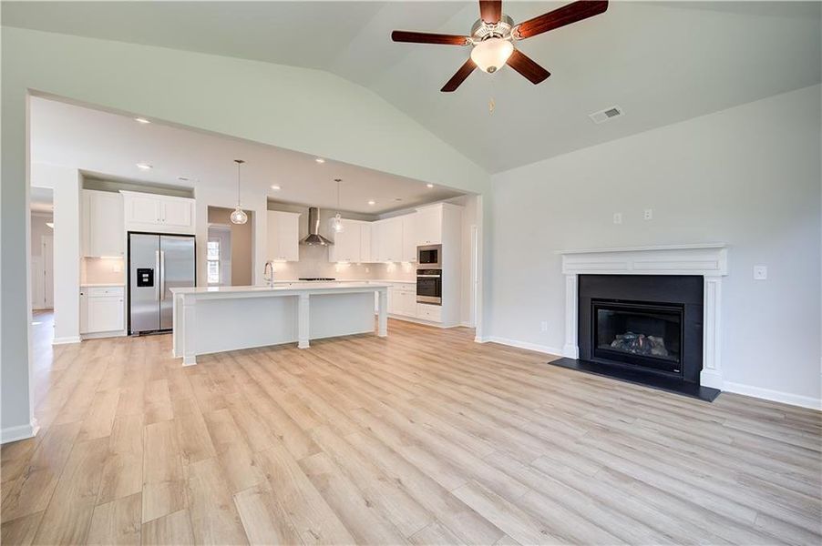 Spacious, unfurnished interior of a new home in Brighton, Locust Grove (Image 28). Spacious, unfurnished interior of a new home in Brighton, Locust Grove (Image 28).