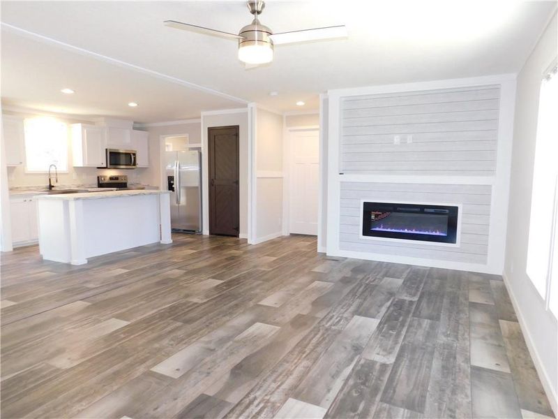 Spacious, unfurnished interior of a new home in , Dahlonega (Image 19). Spacious, unfurnished interior of a new home in , Dahlonega (Image 19).
