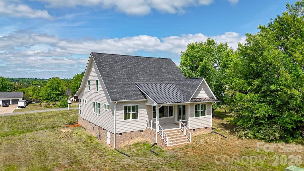 Exterior details and patio area of a home in , Kings Mountain (Image 21).