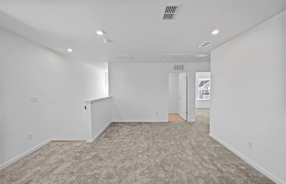 Spacious, unfurnished interior of a new home in Parkside Crossing, Charlotte (Image 23). Spacious, unfurnished interior of a new home in Parkside Crossing, Charlotte (Image 23).