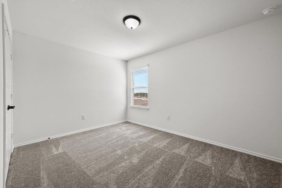 Spacious, unfurnished interior of a new home in Creekside at Estancia, Austin (Image 20). Spacious, unfurnished interior of a new home in Creekside at Estancia, Austin (Image 20).