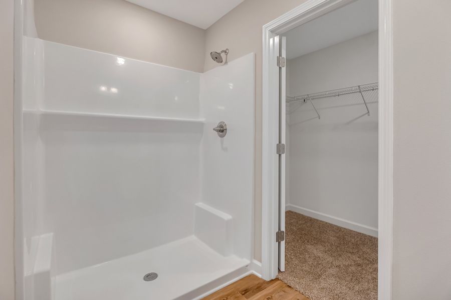 Representative unfurnished interior of a home built from the Dalton by CJL Homes in Oak Hollow, Crestview (Image 38).