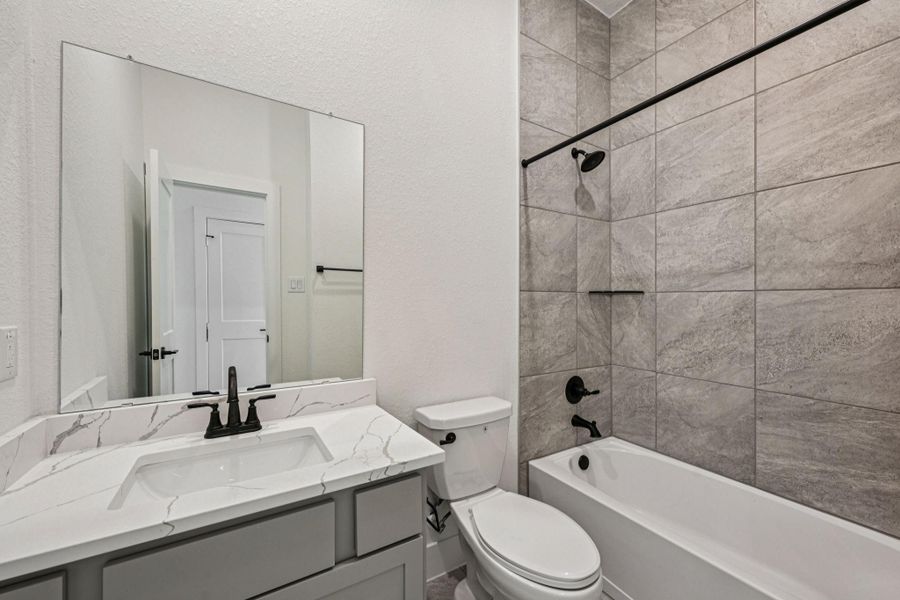 Furnished interior view inside a new home in Kresston, Montgomery (Image 16).