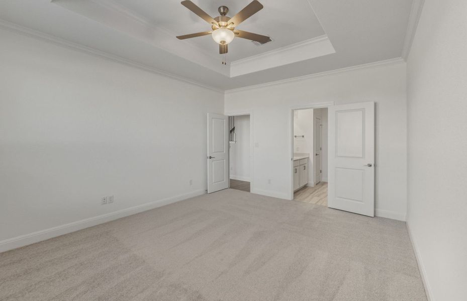 Spacious, unfurnished interior of a new home in Saddleback at Santa Rita Ranch, Liberty Hill (Image 41).