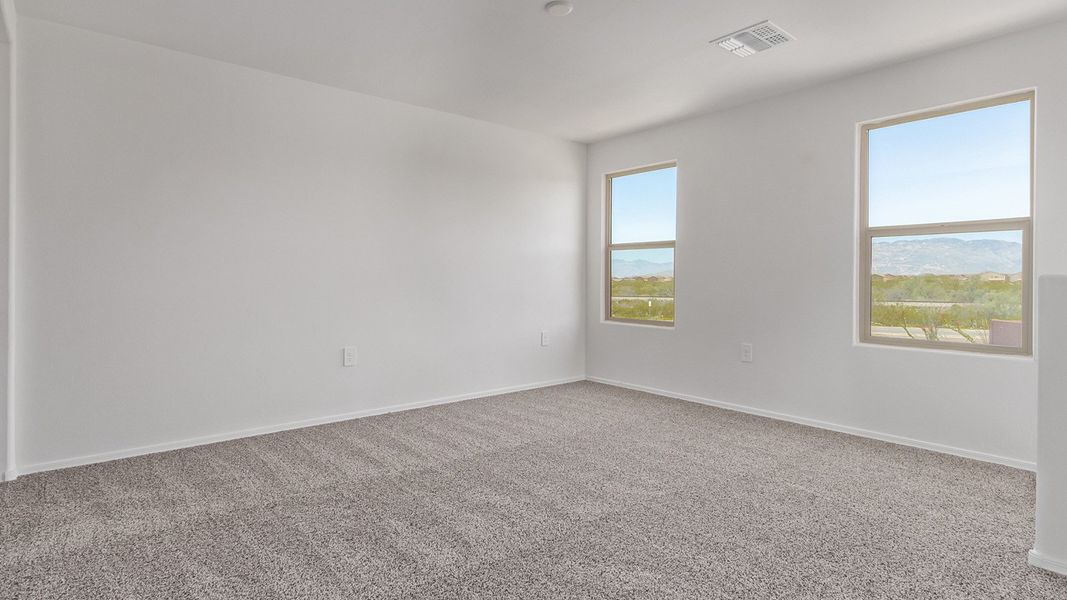 Spacious, unfurnished interior of a new home in Saguaro Bloom, Marana (Image 19).