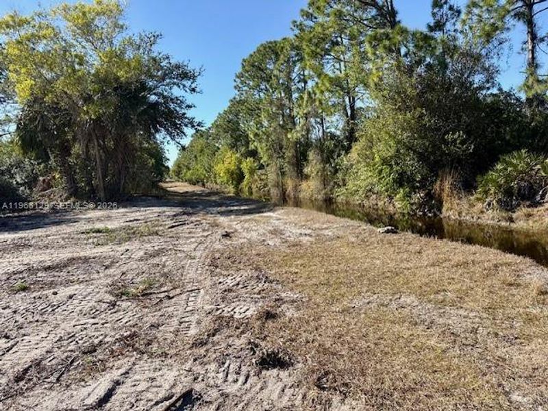 Natural landscape and outdoor views near in Lehigh Acres (Image 23). Natural landscape and outdoor views near in Lehigh Acres (Image 23).