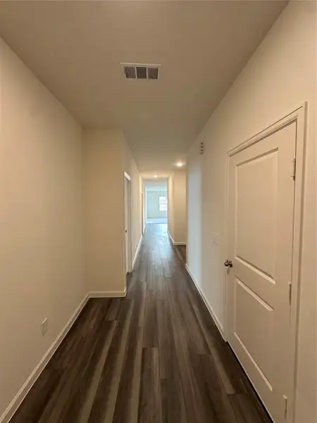 Spacious, unfurnished interior of a new home in Royal Pines, Porter (Image 8). Spacious, unfurnished interior of a new home in Royal Pines, Porter (Image 8).