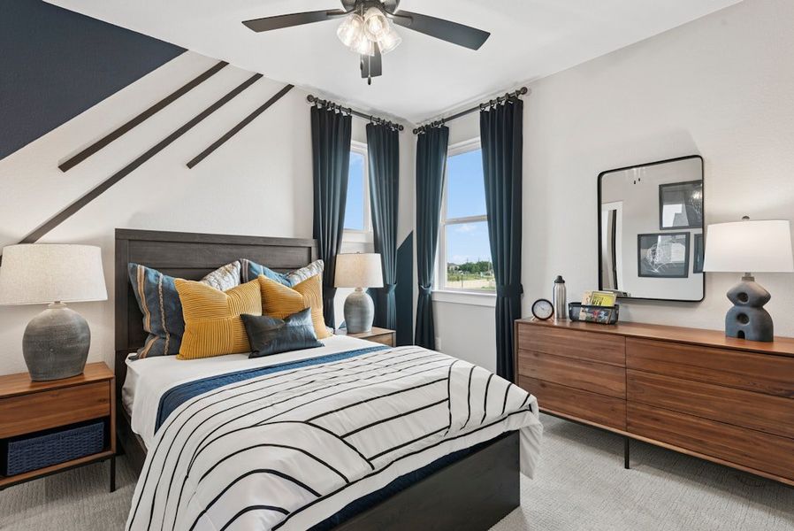 Representative furnished interior of a home built from the Oltorf by Scott Felder Homes in Foxbrook, Cibolo (Image 50).