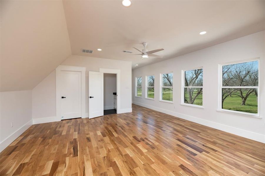 Spacious, unfurnished interior of a new home in , Granbury (Image 26). Spacious, unfurnished interior of a new home in , Granbury (Image 26).