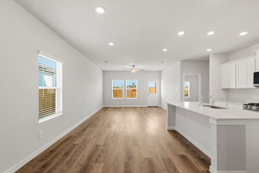 Spacious, unfurnished interior of a new home in Northpark South, Porter (Image 9).