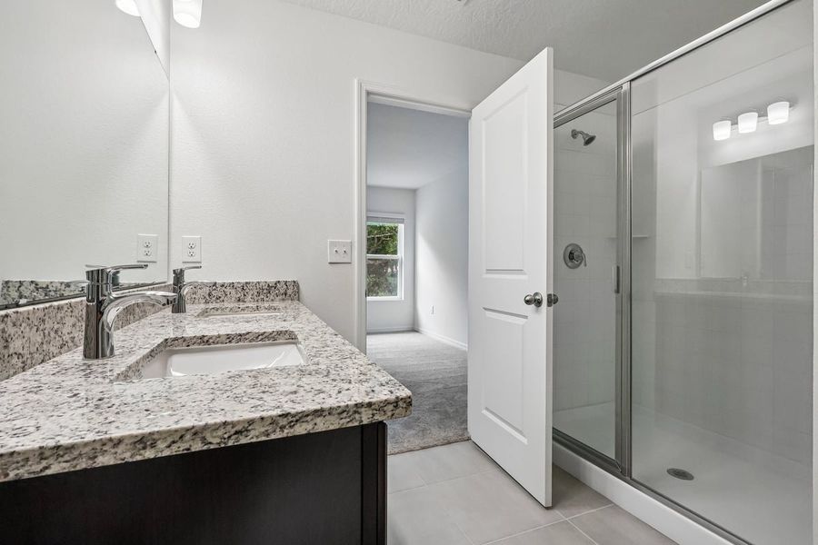 Furnished interior view inside a new home in Hilliard Ridge, Kissimmee (Image 11).