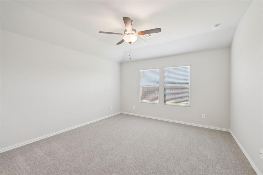 Photo is not of the actual home, but is an inspirational photo of builder’s model home and may depict options, furnishings, and/or decorator features that are not included.