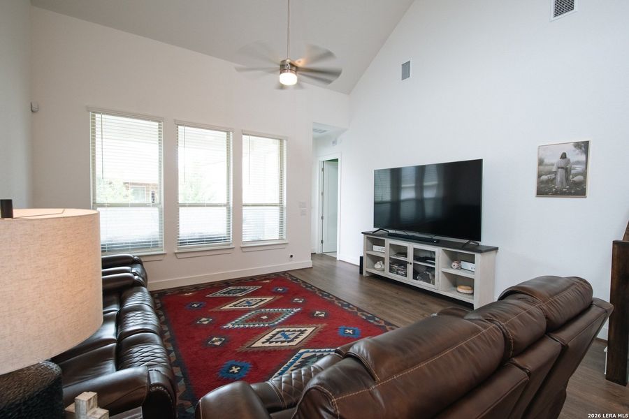Furnished interior view inside a new home in Davis Ranch, San Antonio (Image 17). Furnished interior view inside a new home in Davis Ranch, San Antonio (Image 17).