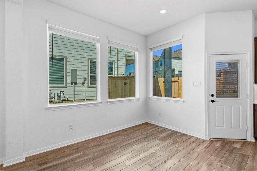 Spacious, unfurnished interior of a new home in Woodforest, Montgomery (Image 16).