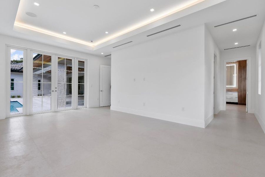 044-420 Barbarossa Ave_044