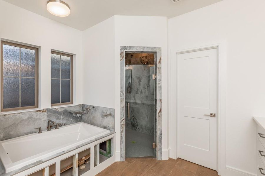 Furnished interior view inside a new home in , Beaumont (Image 12).