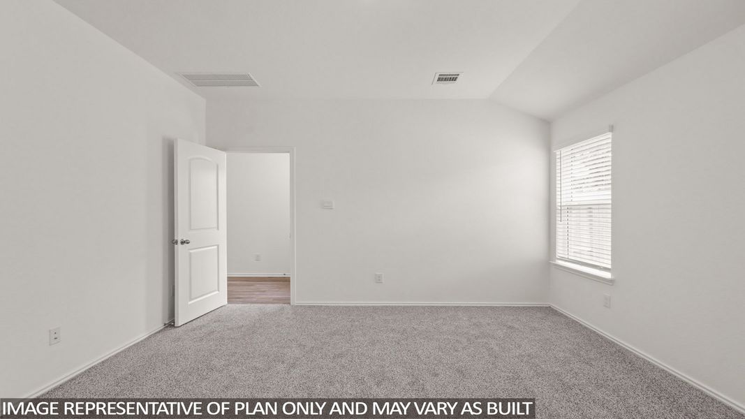Spacious, unfurnished interior of a new home in Venetian Pines, Conroe (Image 12).