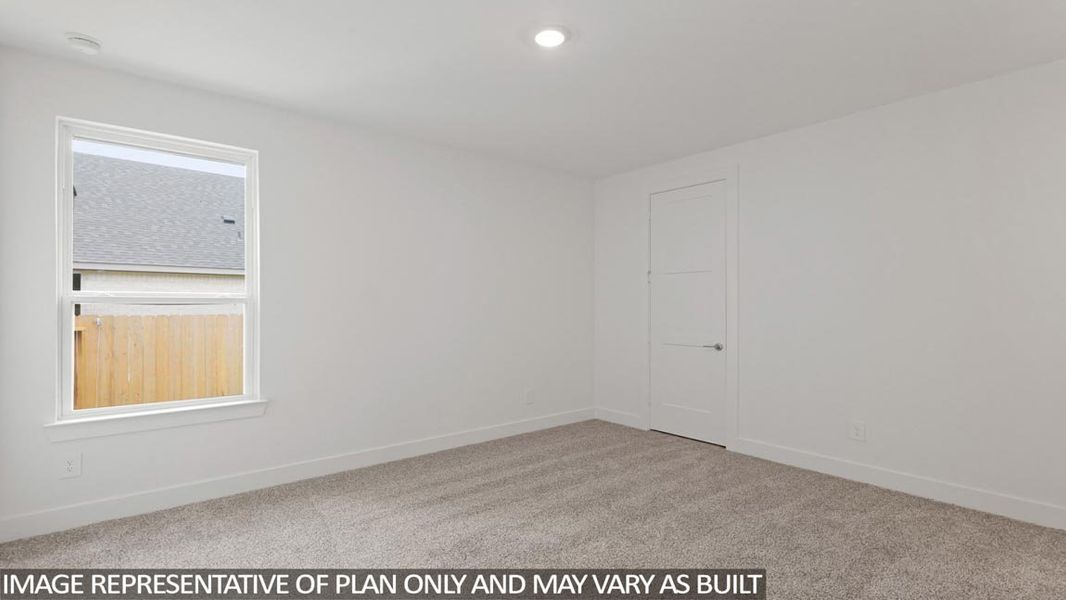 Spacious, unfurnished interior of a new home in Silverthorne, Conroe (Image 16). Spacious, unfurnished interior of a new home in Silverthorne, Conroe (Image 16).