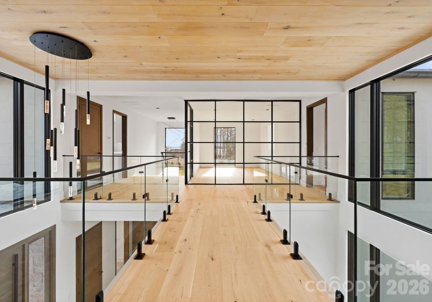 Upper level landing. Upper level landing.