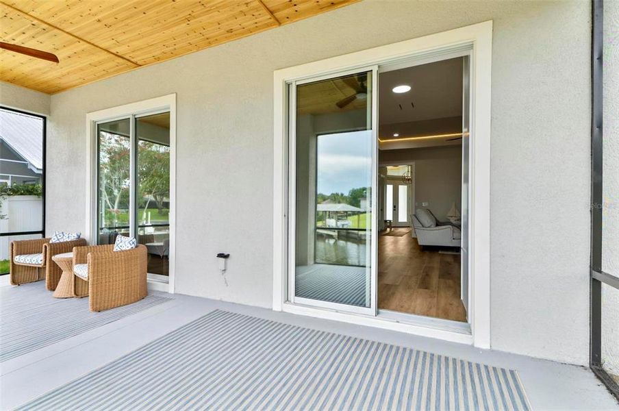 Exterior details and patio area of a home in , Palm Coast (Image 20).
